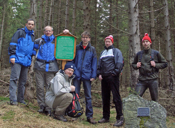 Tourteilnehmer der WOT 2007 am Wildererstein.